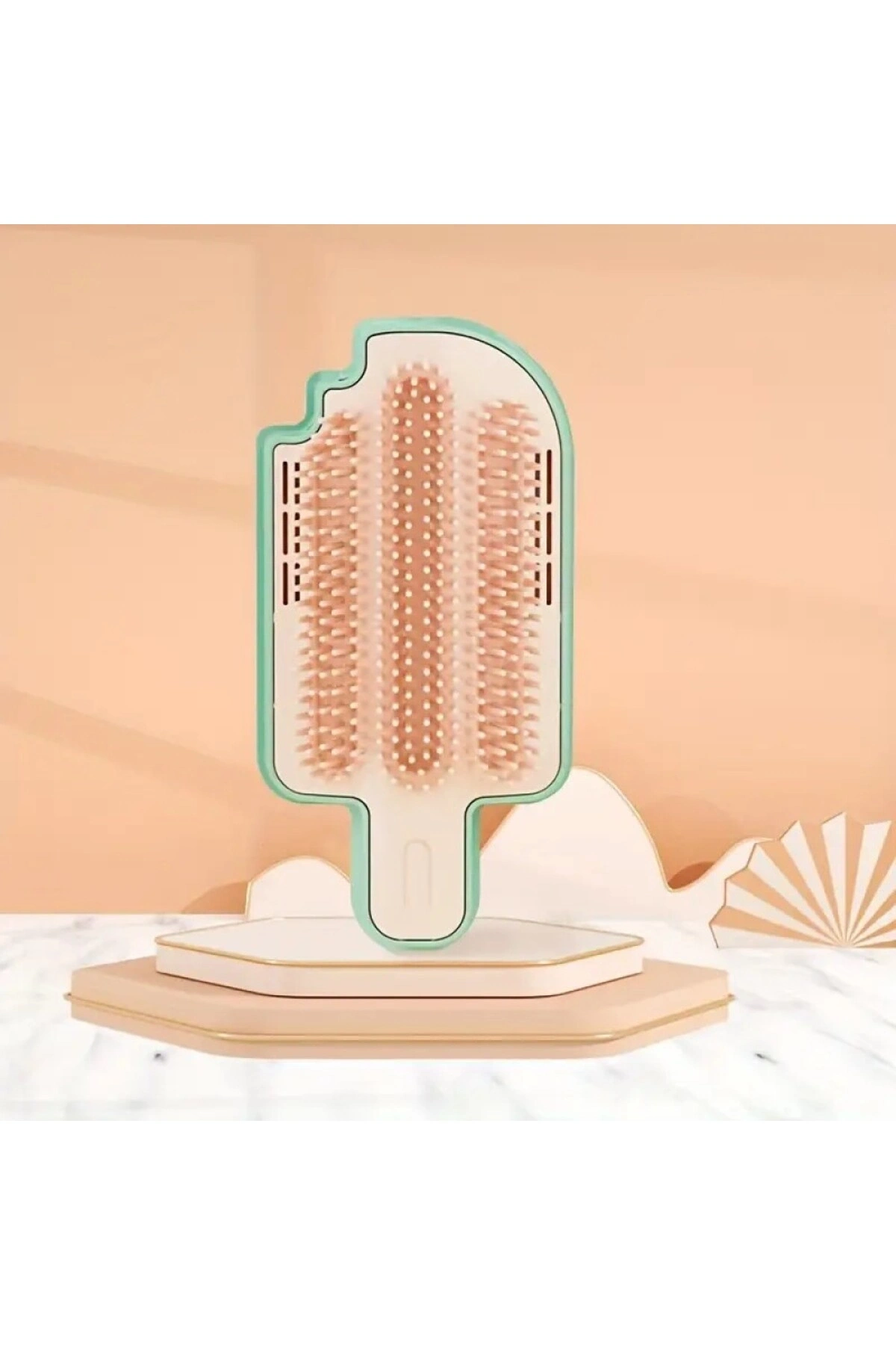 Dondurma Şeklinde Taranma Ve Kaşınma Aparatı