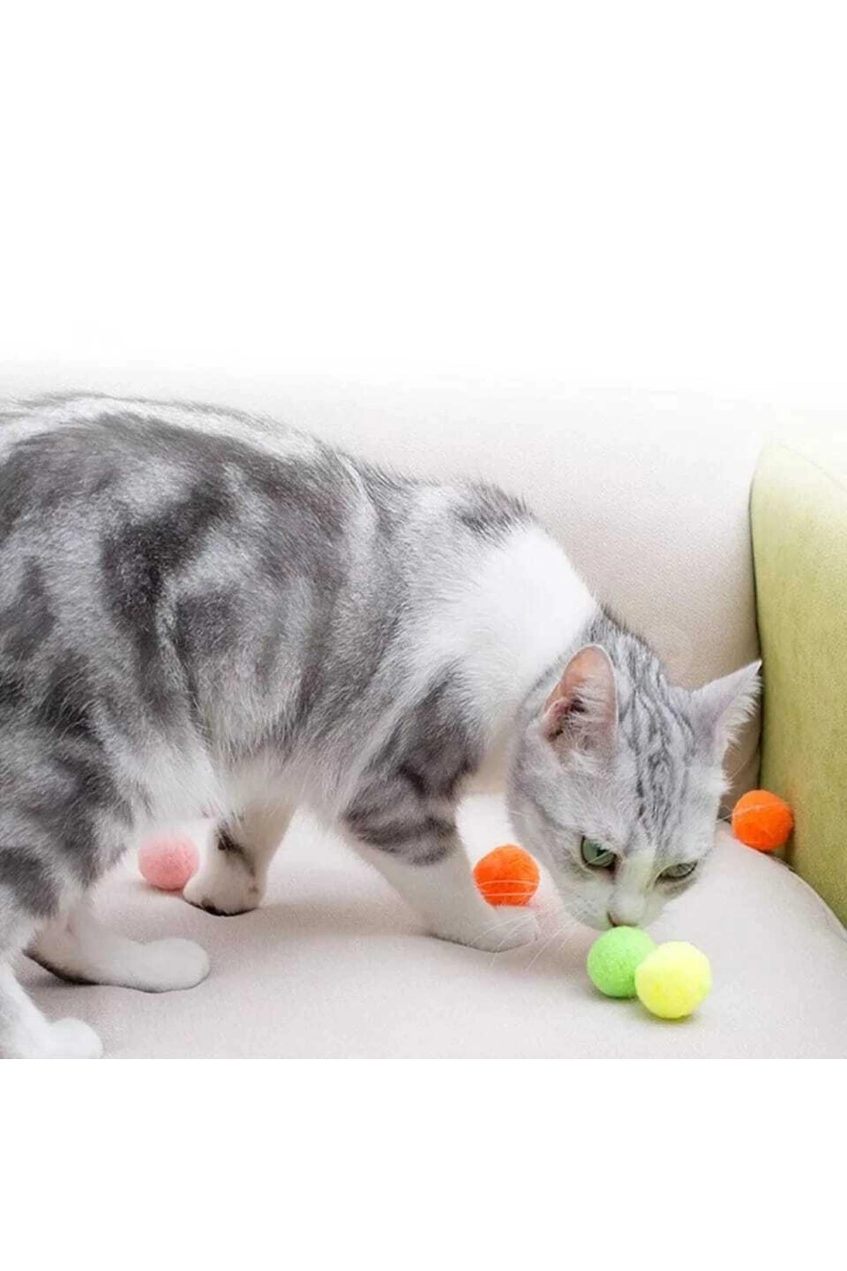 Renkli Ponponlar Kedi Oyuncağı (2,5 Cm 100 Adet )
