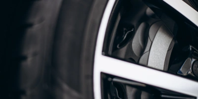 Lastik Parlatıcılar Hakkında