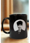 Atatürk Sevgisiyle Siyah Porselen Kupa, Özel Tasarım Portre Kalpli Baskılı 330 ml