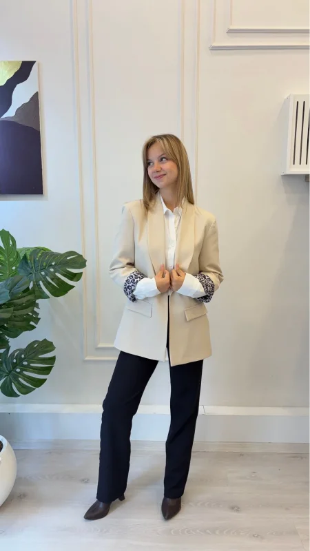 Kadın Bej Leopar Astarlı Blazer Ceket