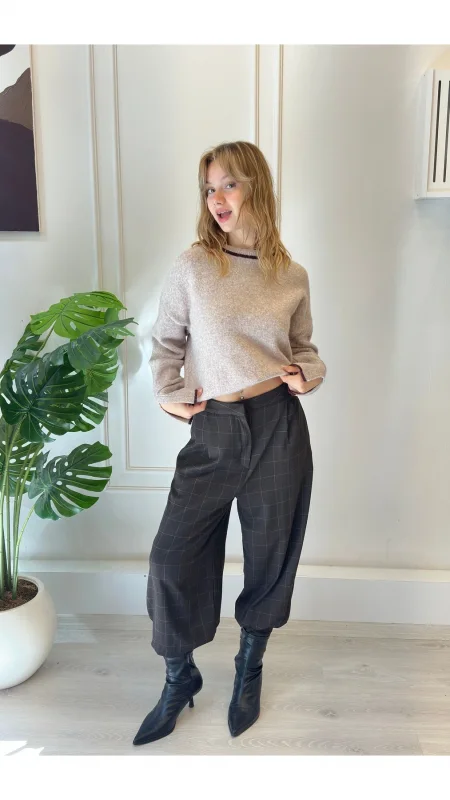 Kadın Biyeli Bisiklet Yaka Oversize Crop Triko Kazak