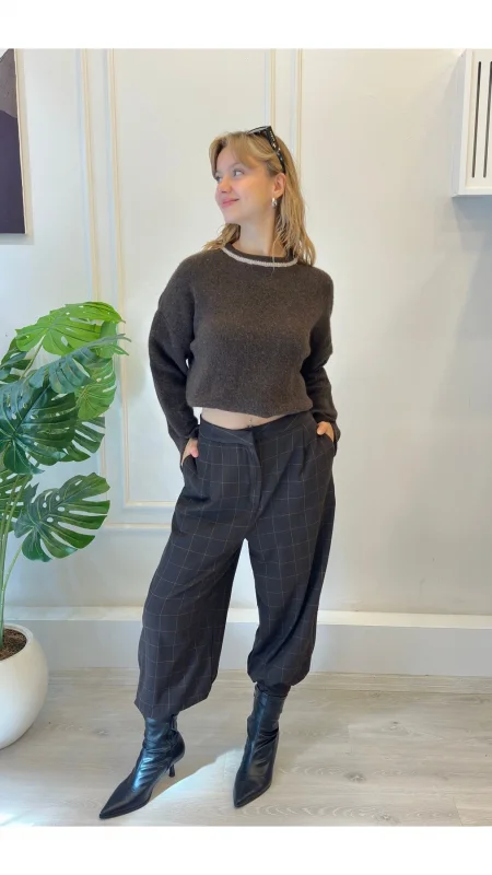 Kadın Biyeli Bisiklet Yaka Oversize Crop Triko Kazak