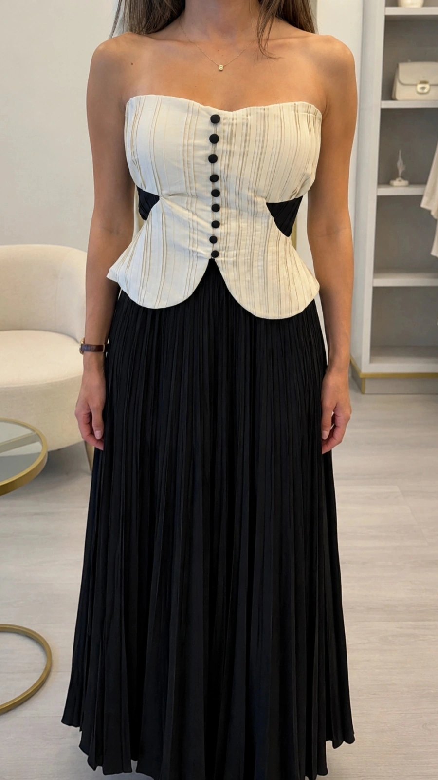Ekru Siyah Kontrast Detaylı Straplez Pileli Büstiyer Crop Top