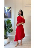 SHIN Kırmızı Madonna Yaka Drapeli Midi Elbise