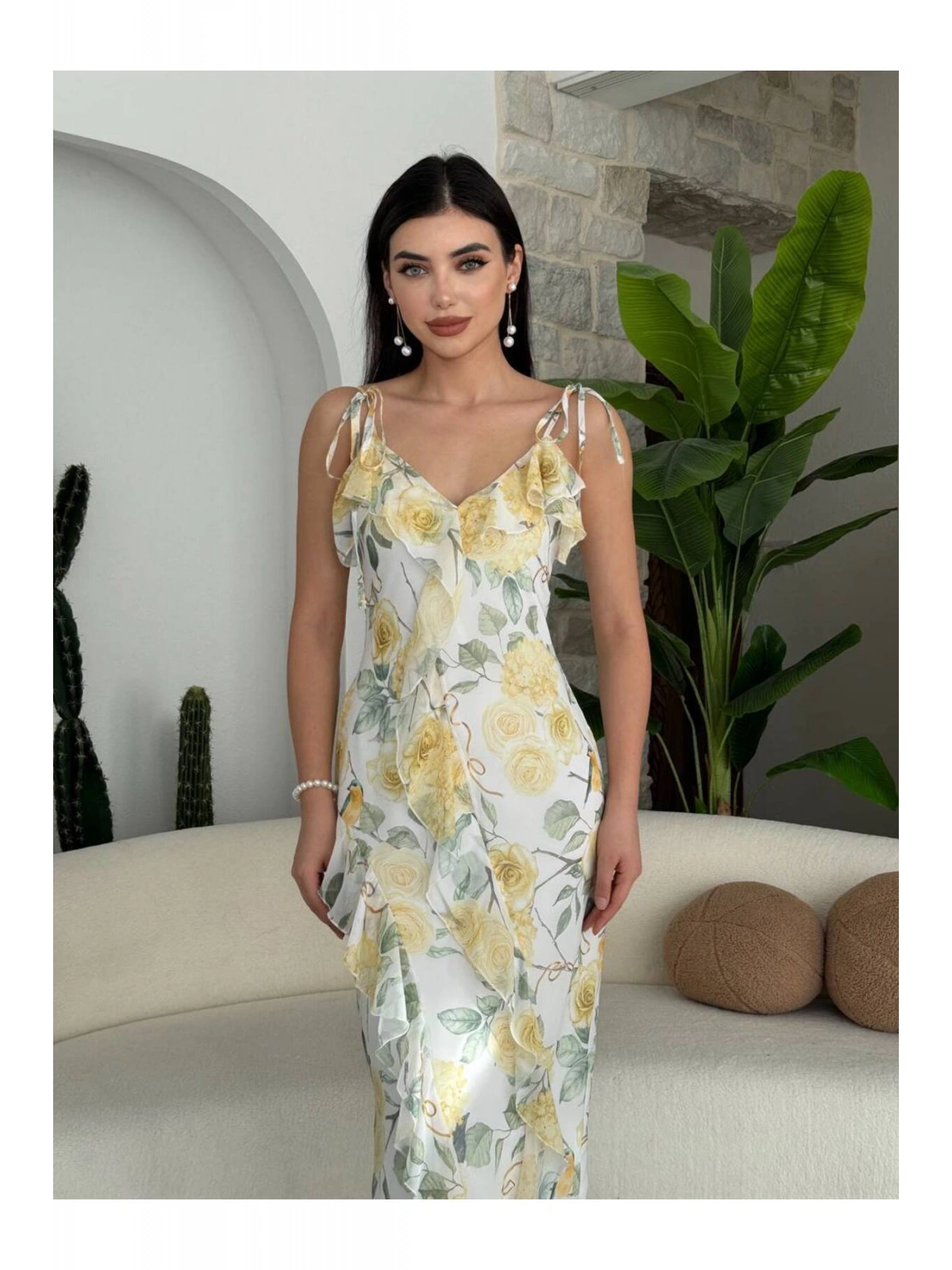 Limon Çiçeği Volan Detaylı Midi Elbise