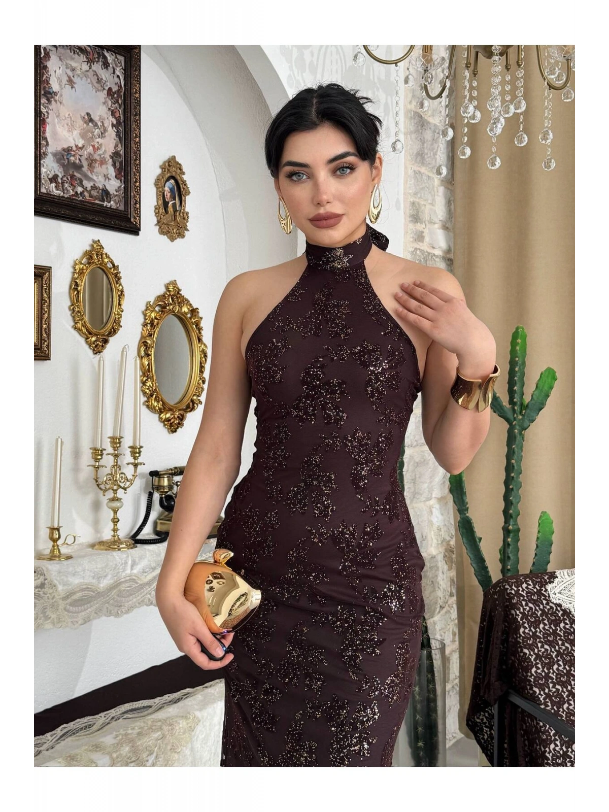 Gold Işıltılı Boyundan Bağlamalı Gece Elbisesi