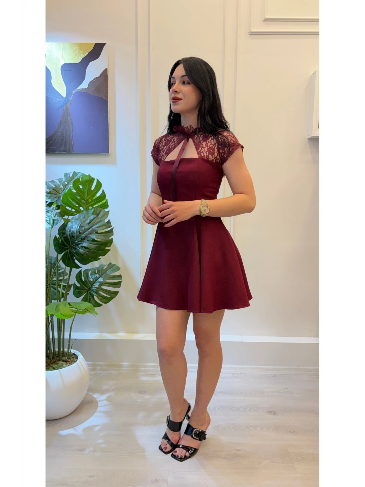 SHIN Dantel Detaylı Bordo Mini Elbise