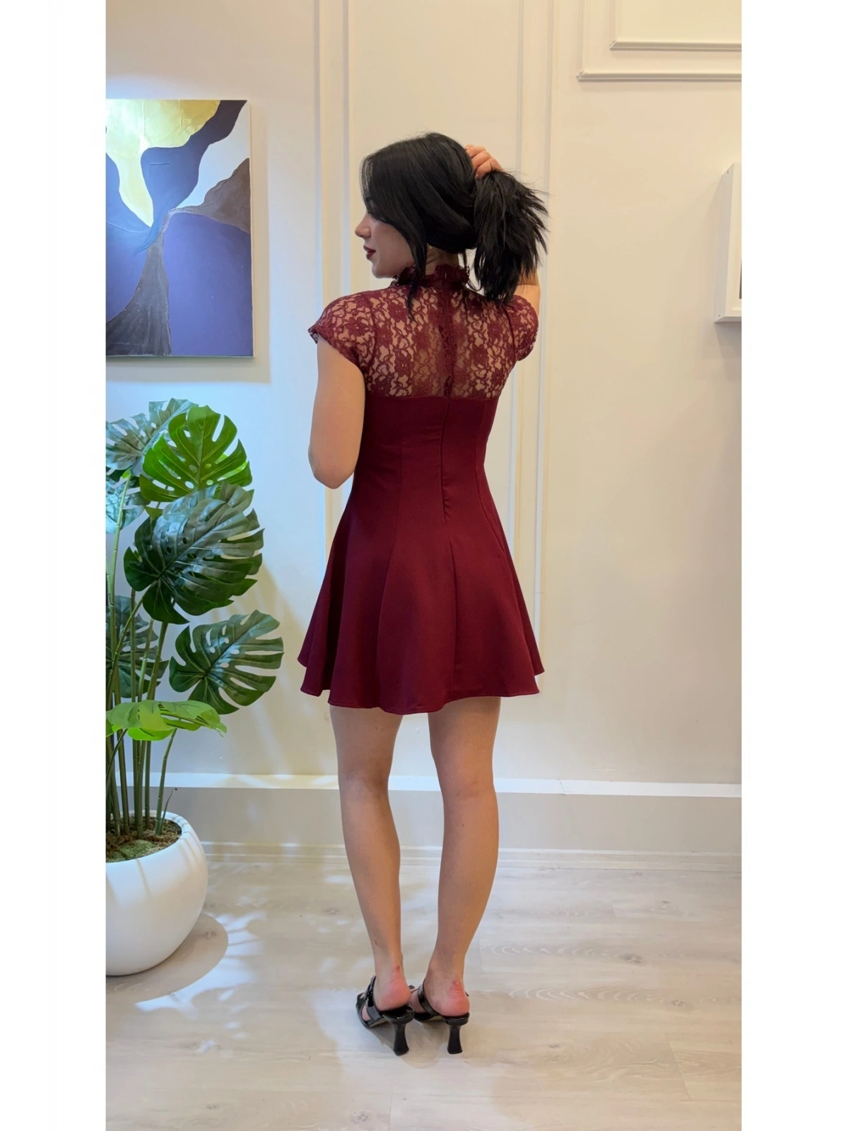 SHIN Dantel Detaylı Bordo Mini Elbise