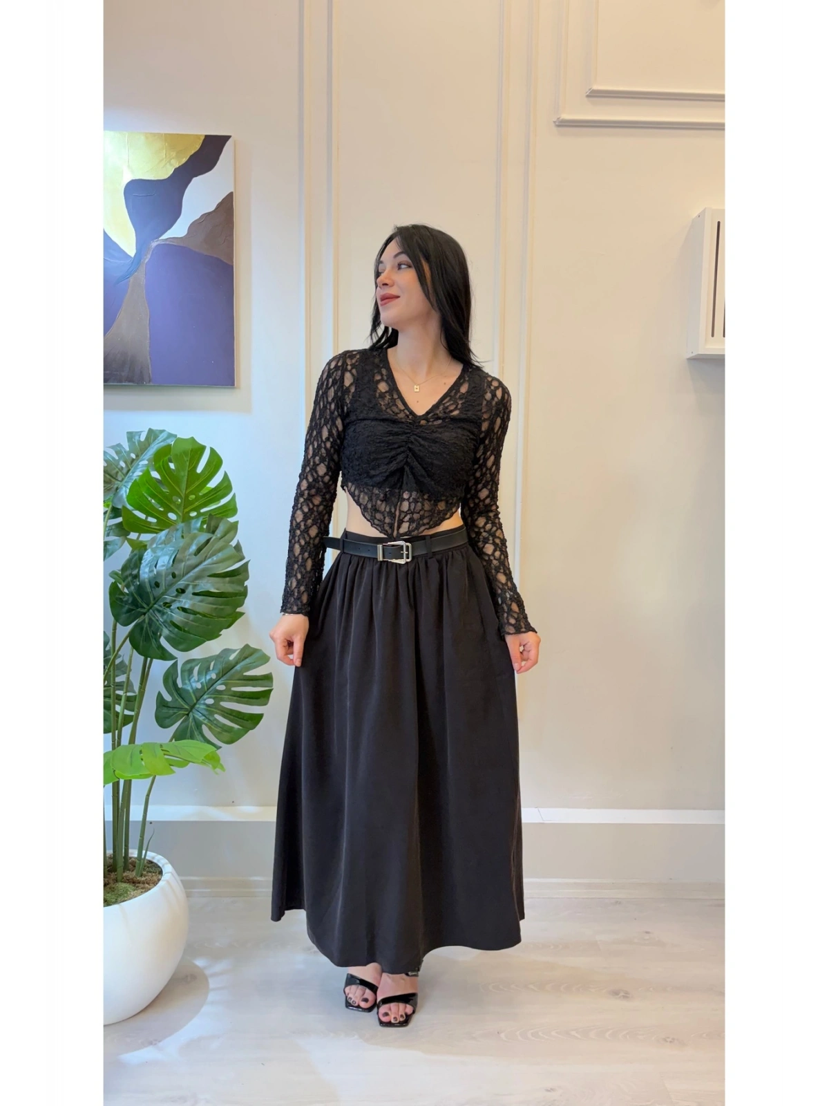SHIN Drapeli Dantel Dokulu Crop Bluz