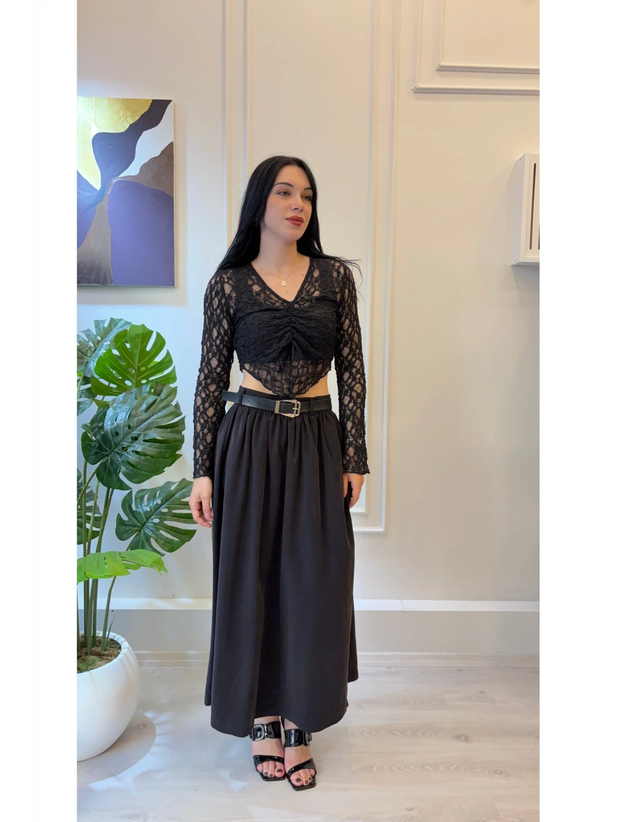 SHIN Drapeli Dantel Dokulu Crop Bluz