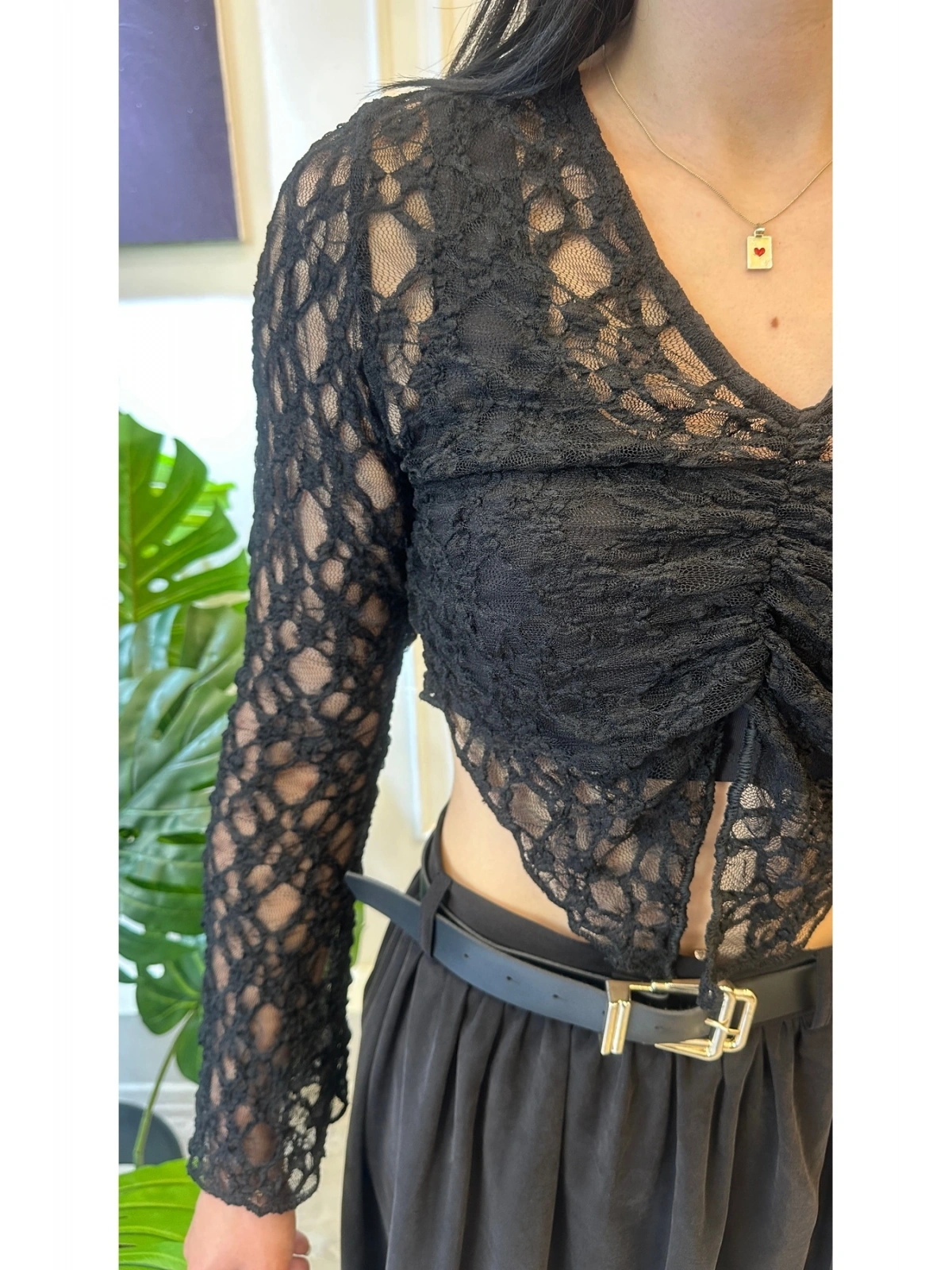 SHIN Drapeli Dantel Dokulu Crop Bluz