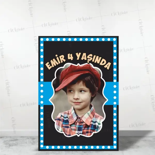 Erkek Çocuk Resimli Doğum Günü Karşılama Pano Siyah Mavi Konsept (30x40 Ebat)