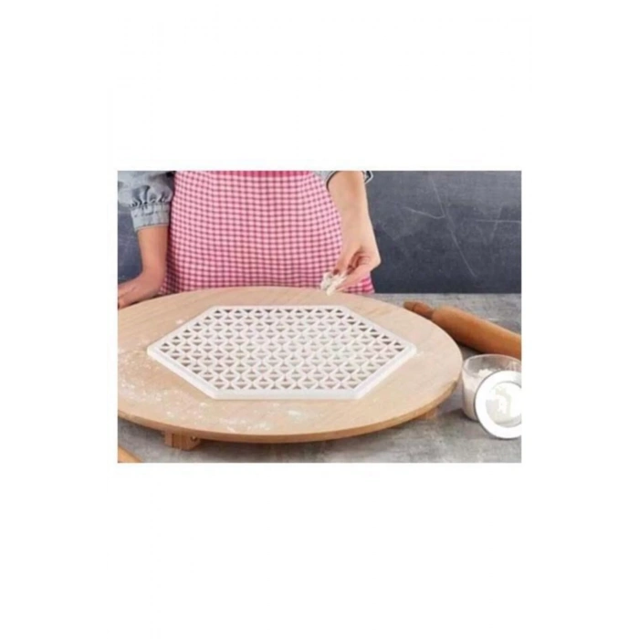 Pratik Altıgen Ve Üçgen Mantı Kalıbı Hamur Kesme Aparatı Xl 40 cm 2li Set