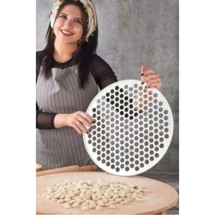 Pratik Altıgen Ve Üçgen Mantı Kalıbı Hamur Kesme Aparatı Xl 40 Cm 2li Set