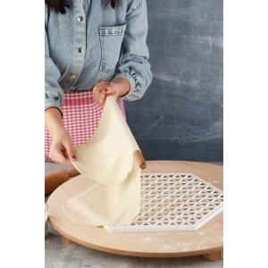 Pratik Mantı Kalıbı Üçgen Xl 40 Cm