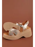 Gondol Hakiki Deri Platform Taban Topuklu Sandalet pkr.64004 Dore