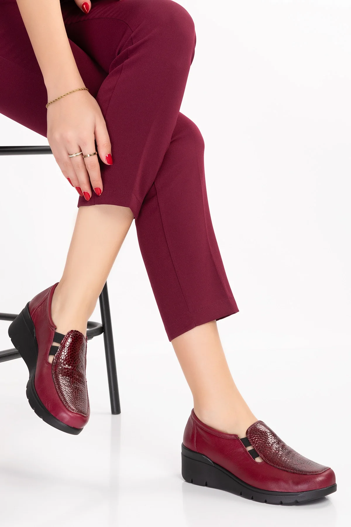 Gondol Hakiki Deri Dolgu Taban Rahat Günlük Ayakkabı esfa.4002 Bordo Croco