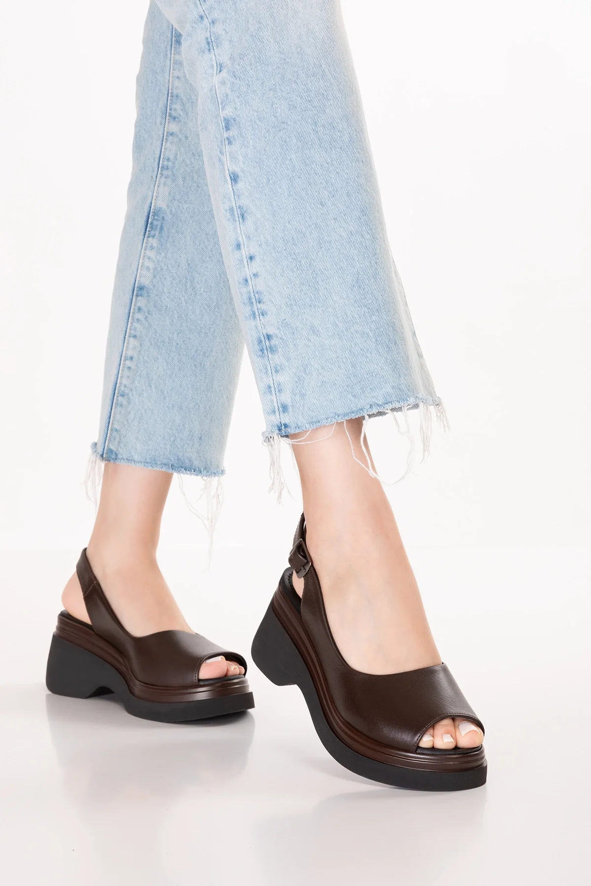 Gondol Hakiki Deri Platform Taban Sandalet pkr.64003 Kahverengi