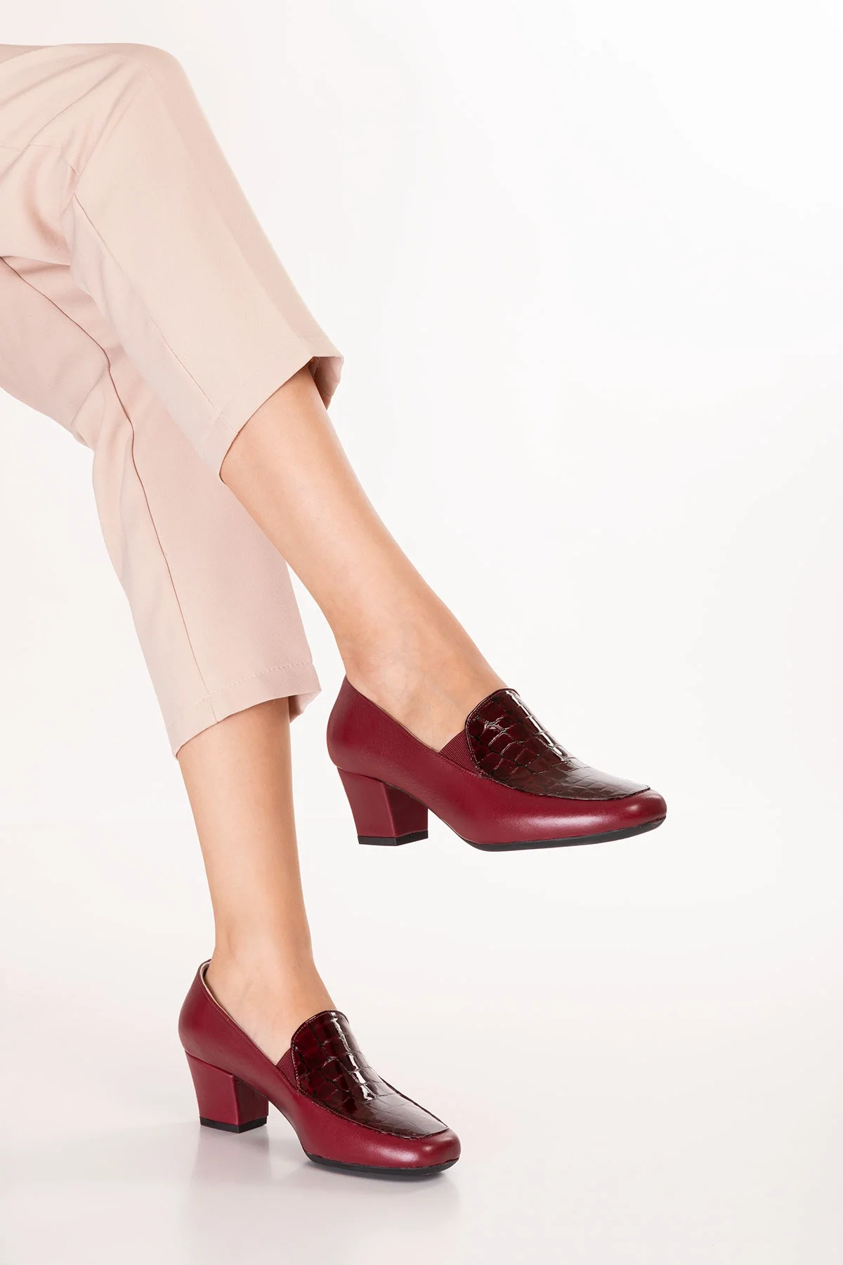 Gondol Hakiki Deri Kısa Topuklu Ayakkabı vdt.61 Bordo Croco