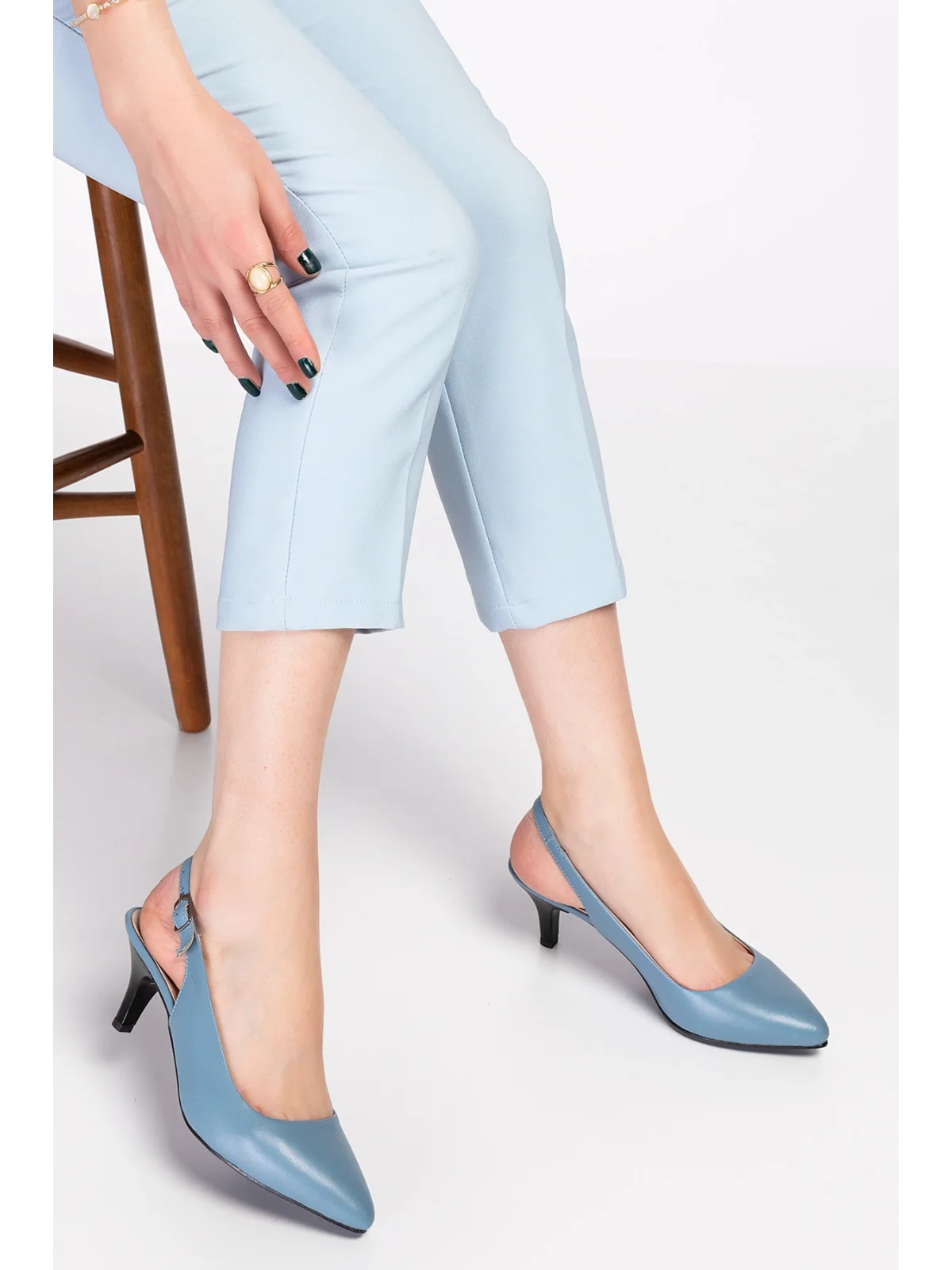 Gondol Kadın Hakiki Deri Orta Boy Topuk Stiletto vdt.230 Mavi