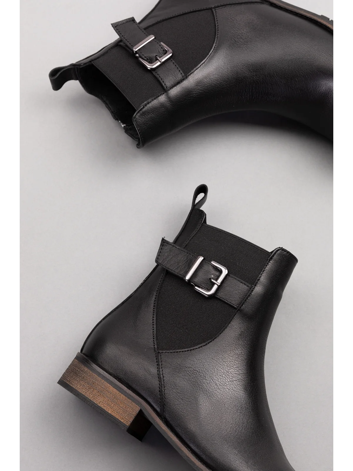 Gondol Kadın Hakiki Deri Günlük Klasik Bot anl.2726 Siyah