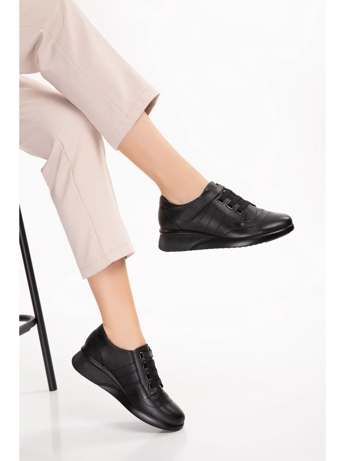 Gondol Hakiki Deri Anatomik Taban Rahat Lastik Bağcıklı Ayakkabı elnr.5806 Siyah