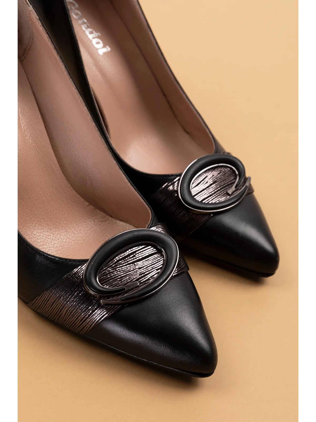 Gondol Kadın Hakiki Deri Stiletto Ayakkabı ast.6201 Siyah