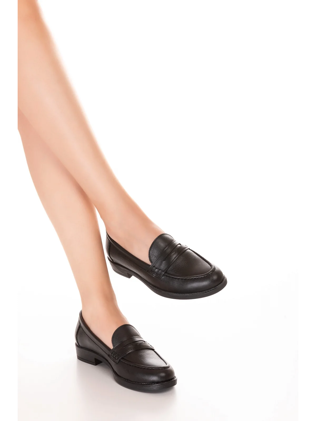 Gondol Hakiki Deri Kadın Klasik Loafer md.236 Siyah