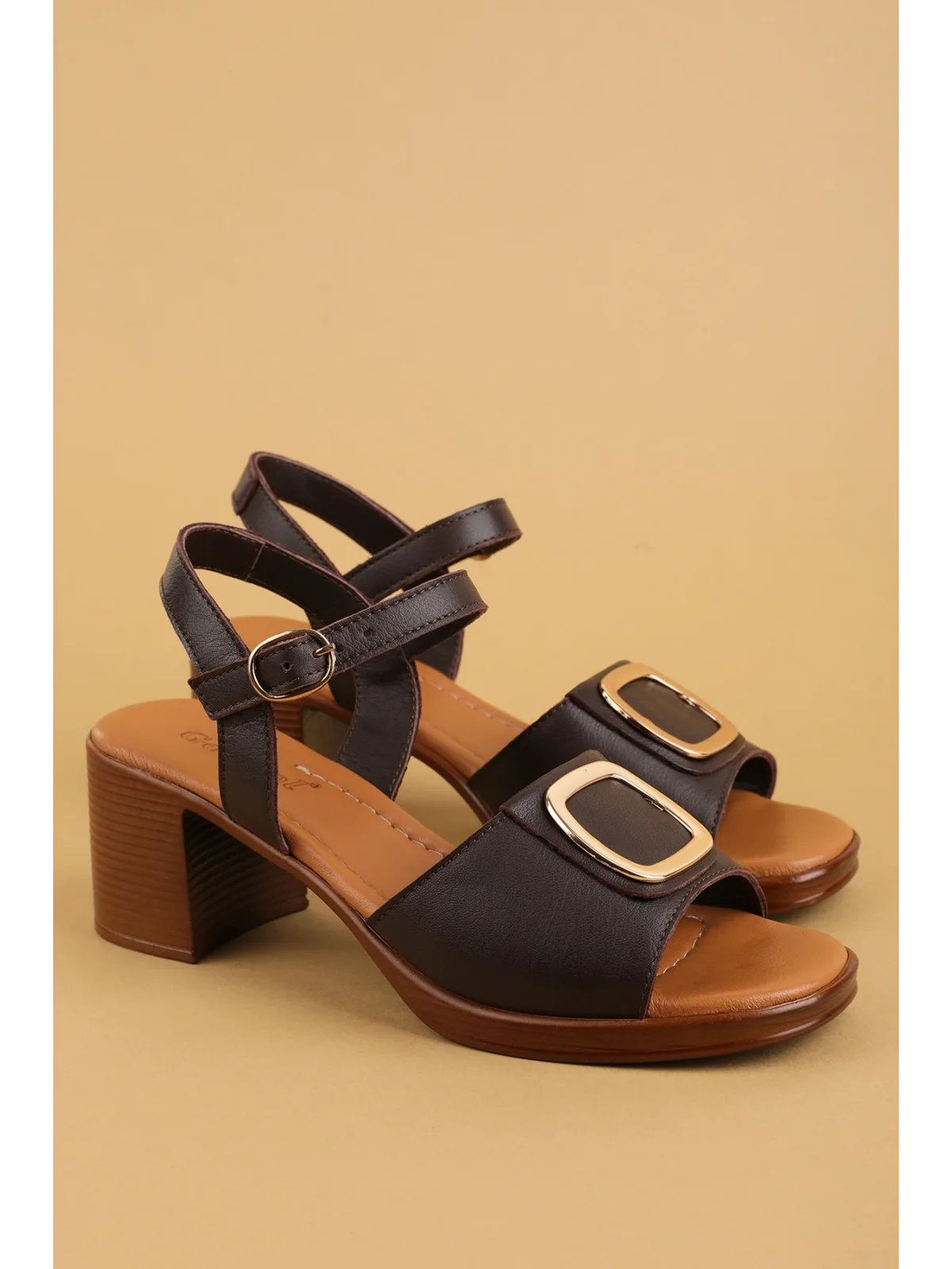 Gondol Kadın Hakiki Deri Orta Topuklu Günlük Sandalet iz.13135 Kahverengi