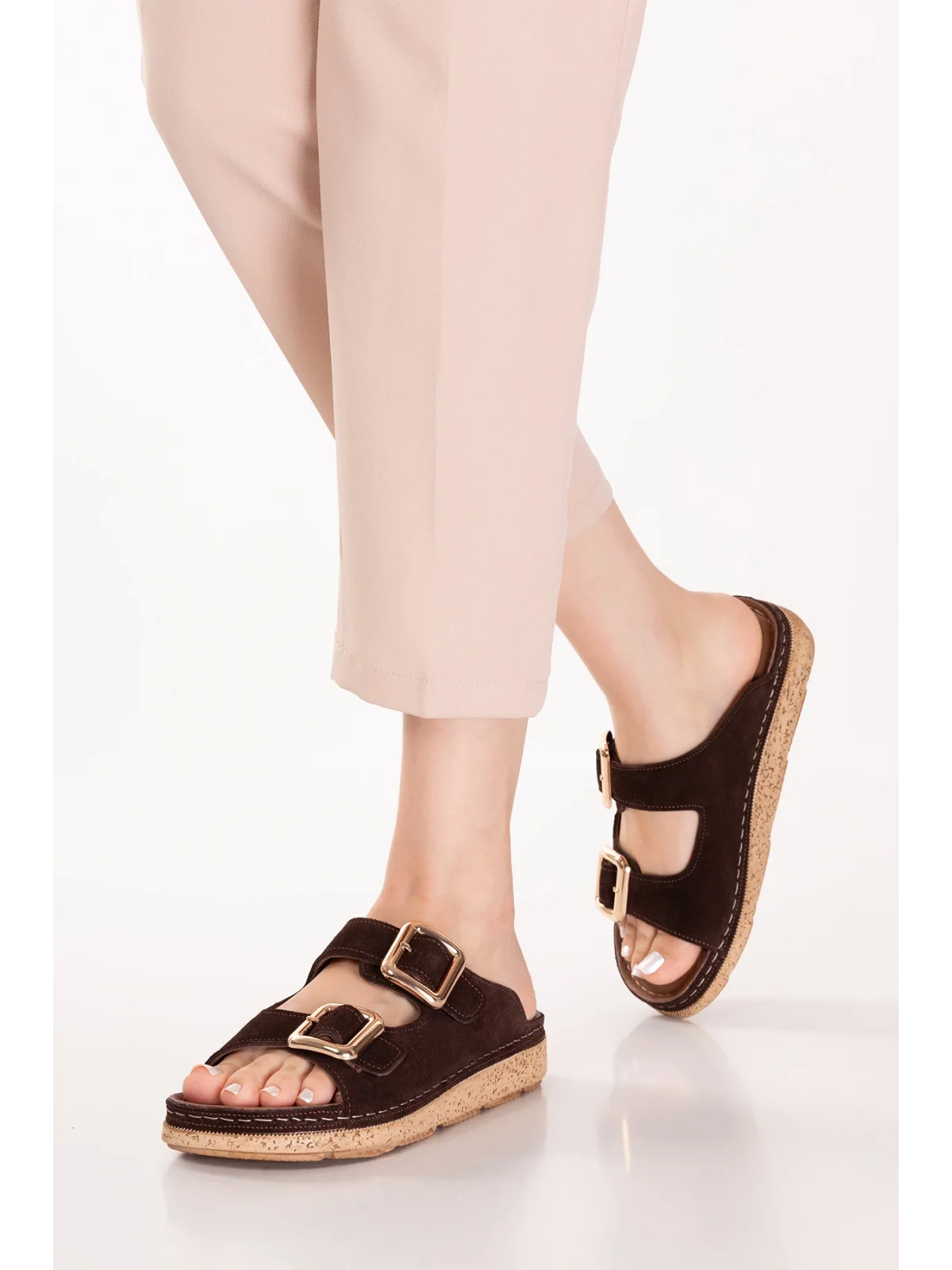 Gondol Hakiki Deri Rahat Konforlu Çift Tokalı Terlik rh.200 Kahve Süet