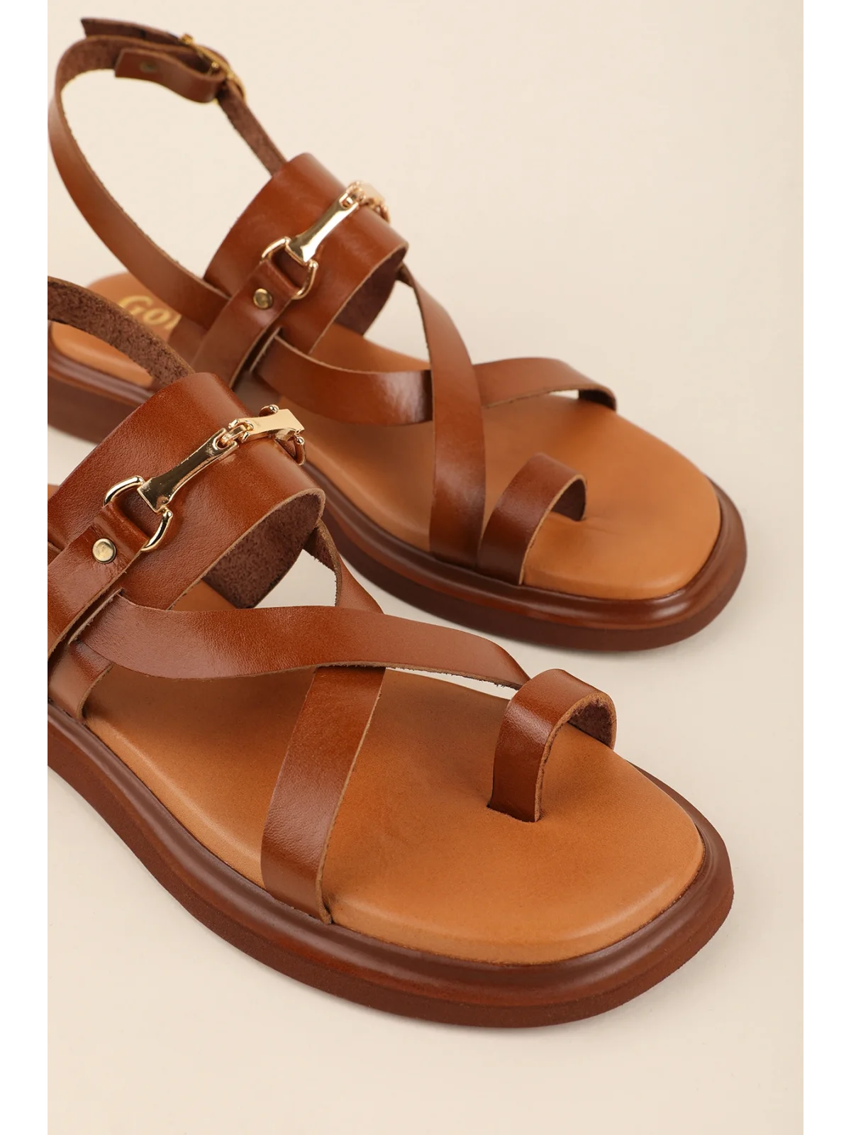 Gondol Hakiki Deri Vaketa Parmak Arası Sandalet crm.501  Taba