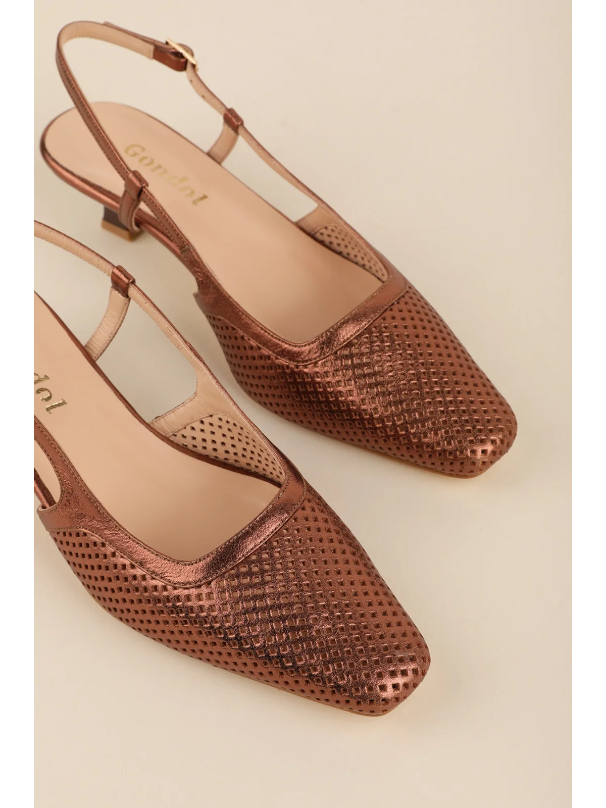 Gondol Kadın Hakiki Deri İnce Stiletto Topuklu Ayakkabı brgl.6136 Bakır