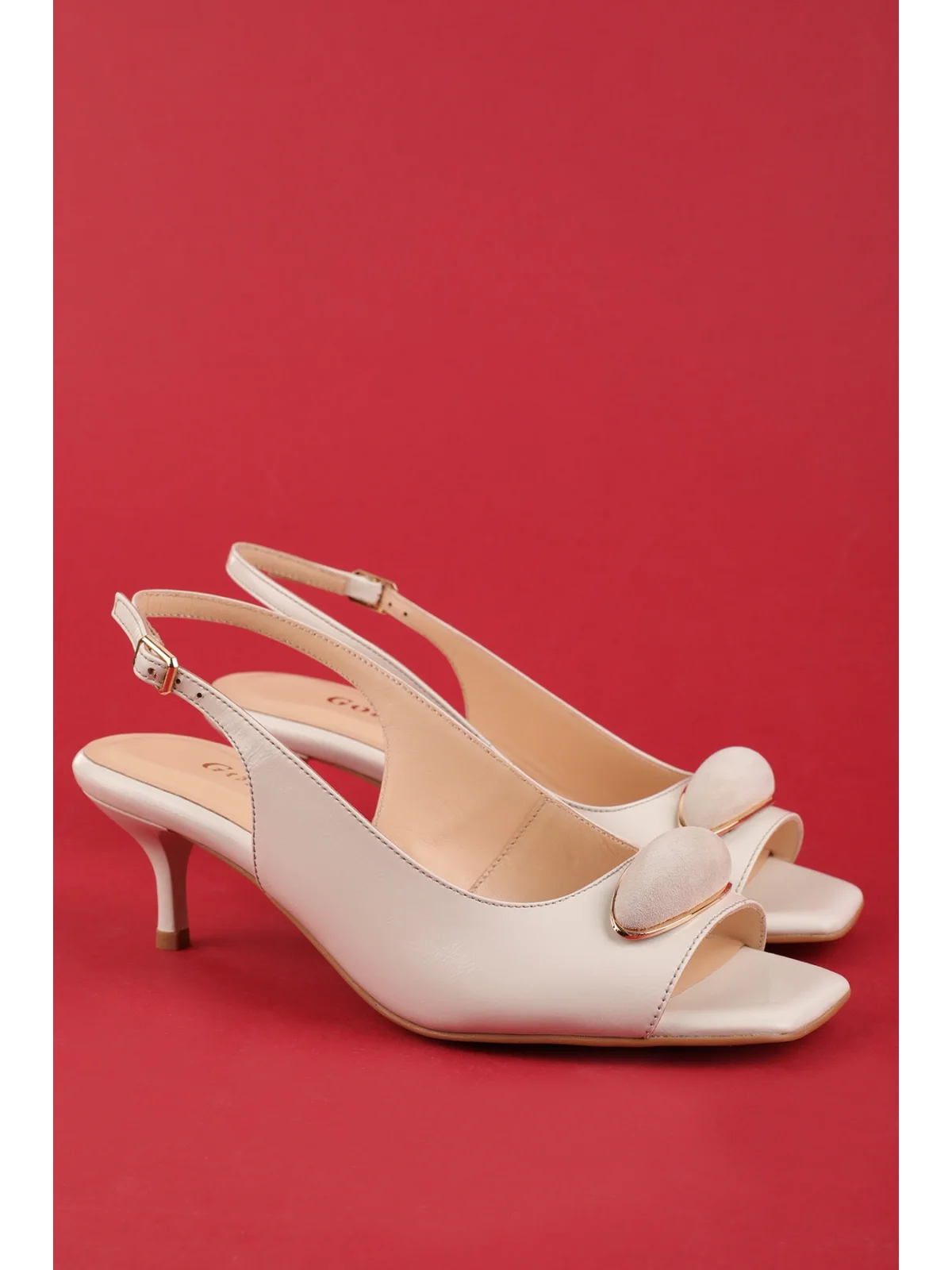 Gondol Kadın Hakiki Deri İnce Stiletto Topuklu Abiye Ayakkabı brgl.6153 Bej Rugan