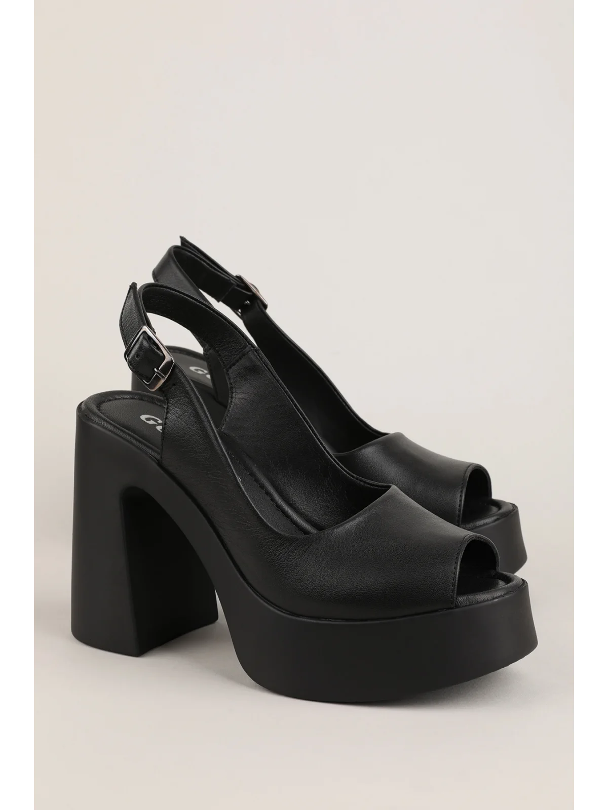 Gondol Hakiki Deri Platform Taban Topuklu Sandalet pkr.66005 Siyah