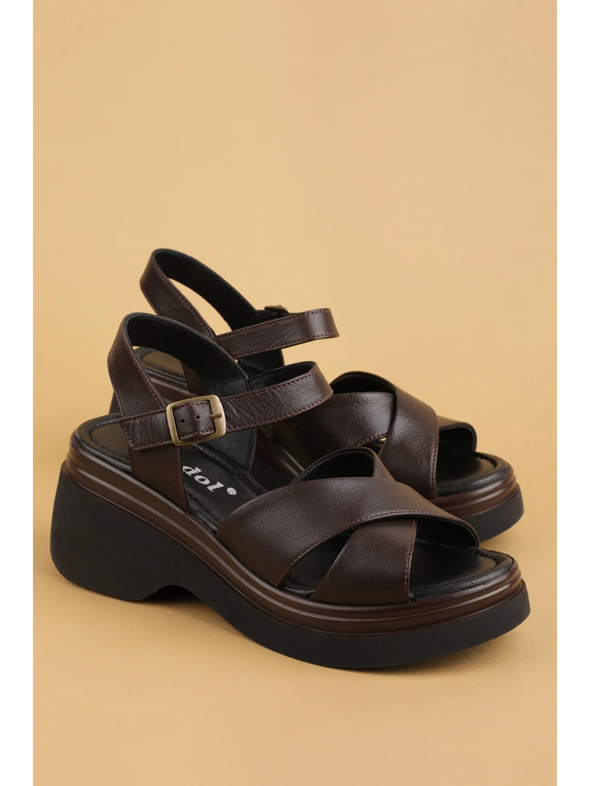 Gondol Hakiki Deri Platform Taban Topuklu Sandalet pkr.64004 Kahverengi