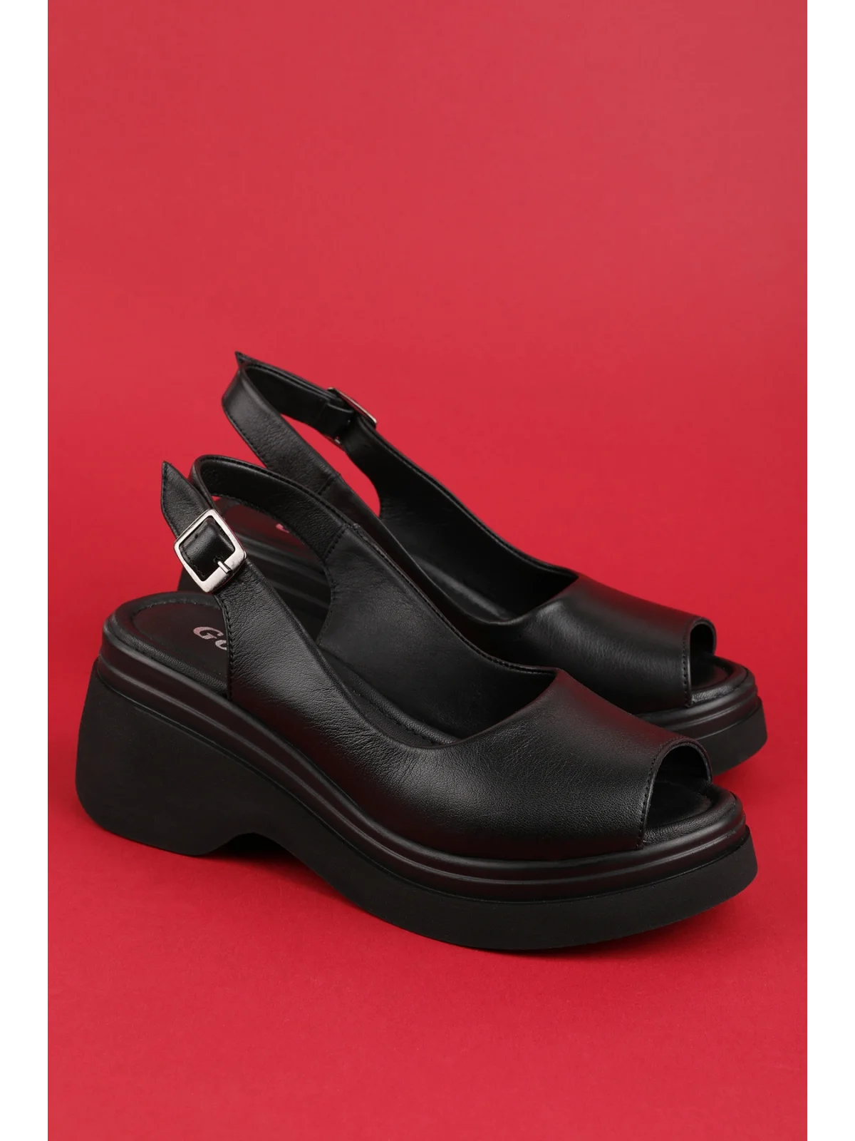 Gondol Hakiki Deri Platform Taban Sandalet pkr.64003 Siyah