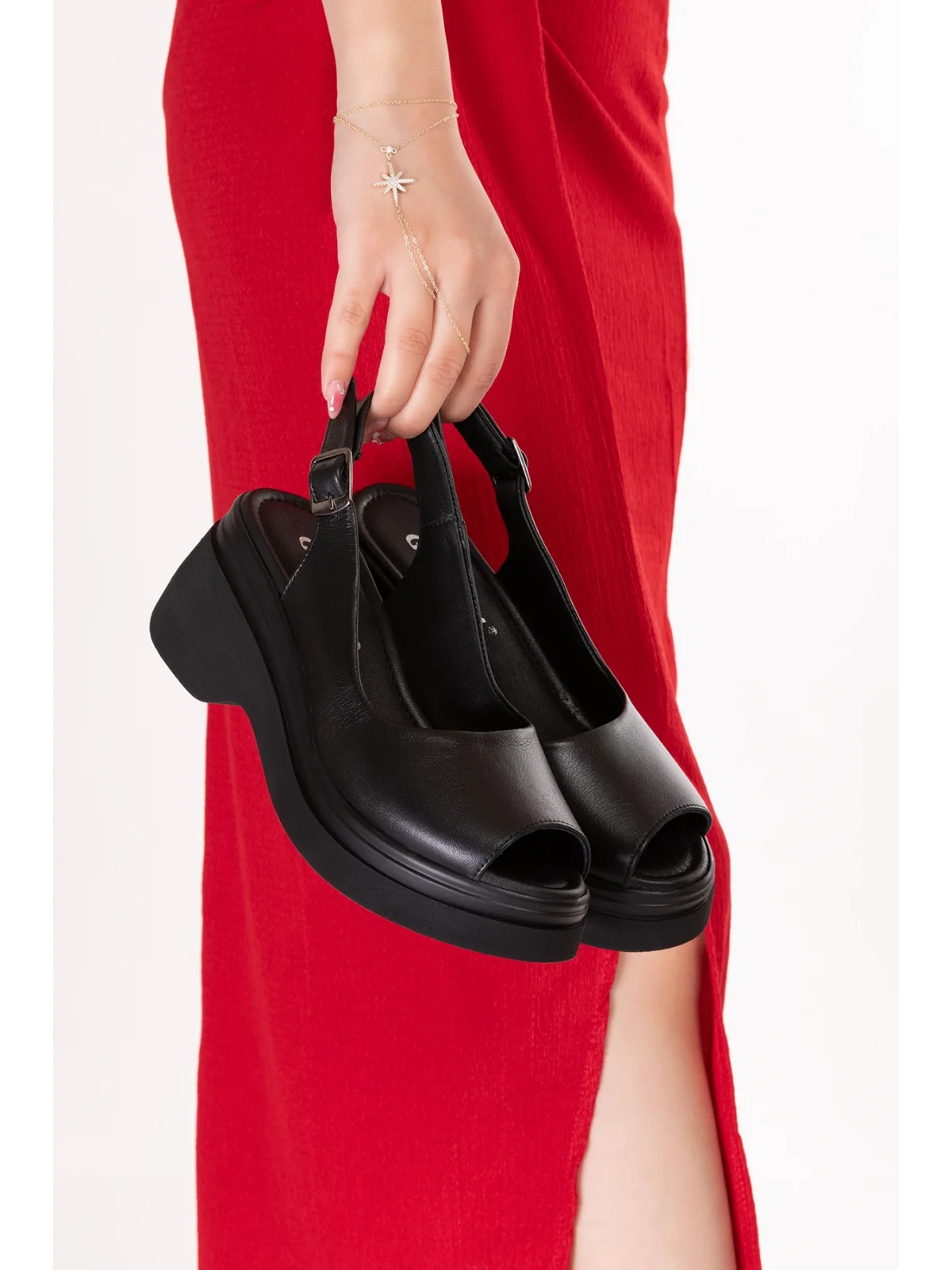 Gondol Hakiki Deri Platform Taban Sandalet pkr.64003 Siyah
