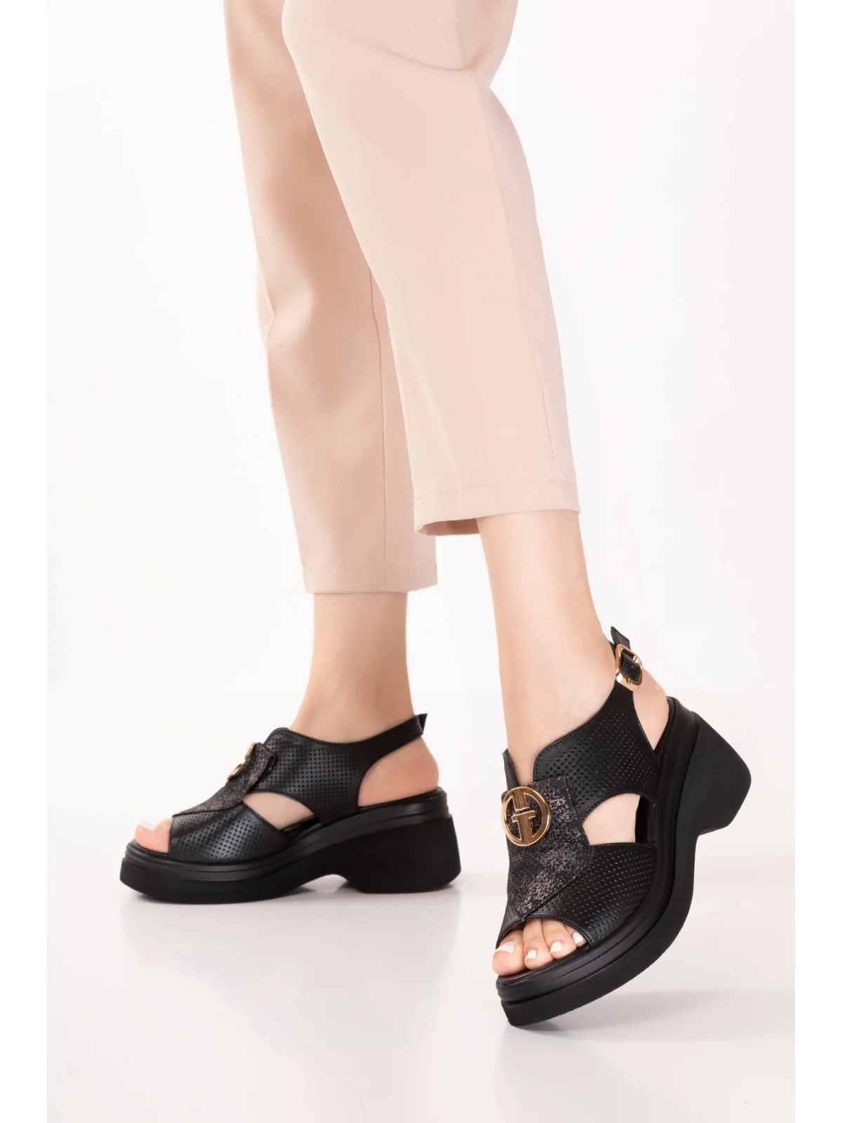 Gondol Hakiki Deri Platform Taban Sandalet pkr.64027 Siyah