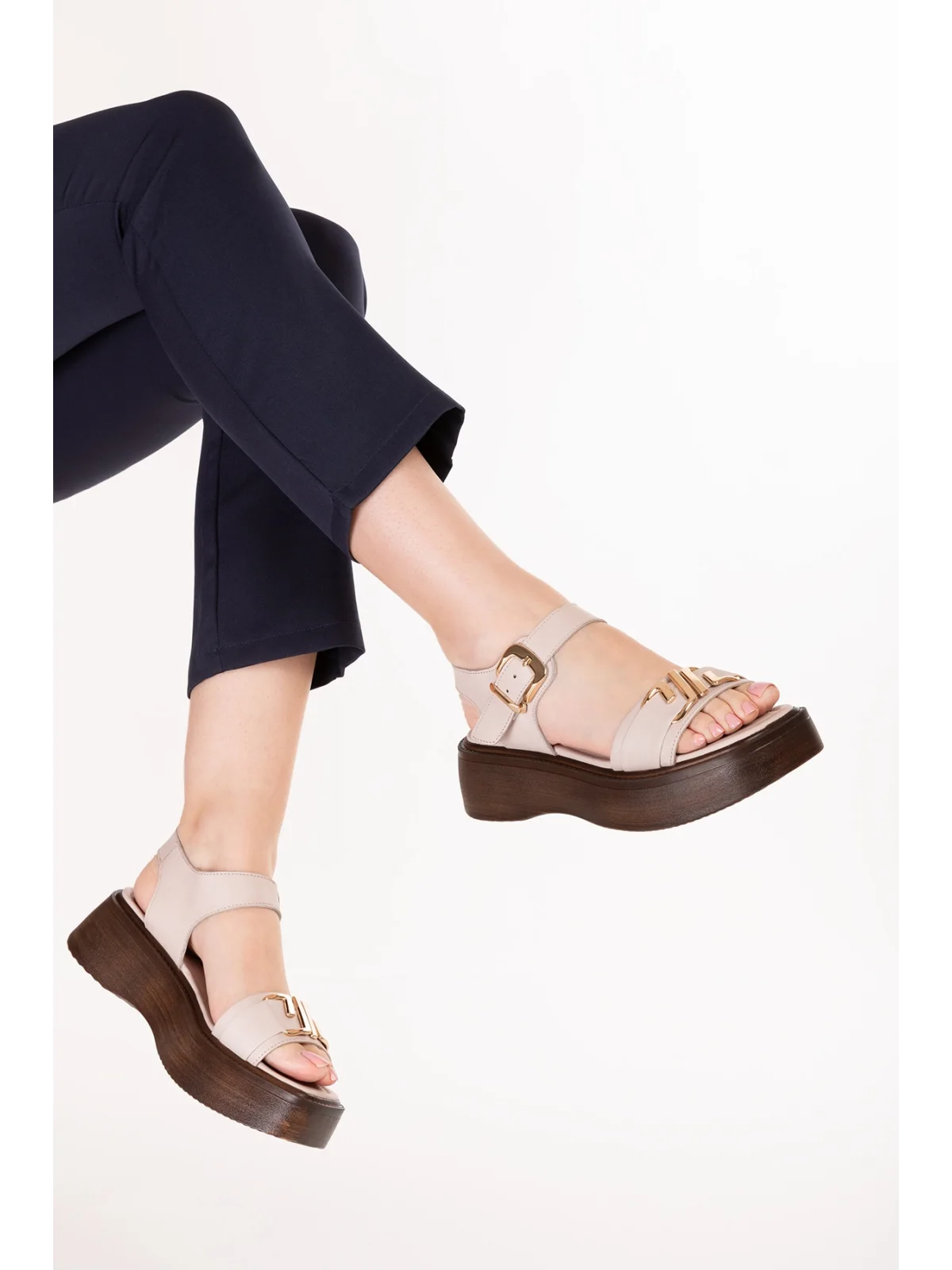 Gondol Hakiki Deri Platform Taban Sandalet pkr.2401 Buz Gri