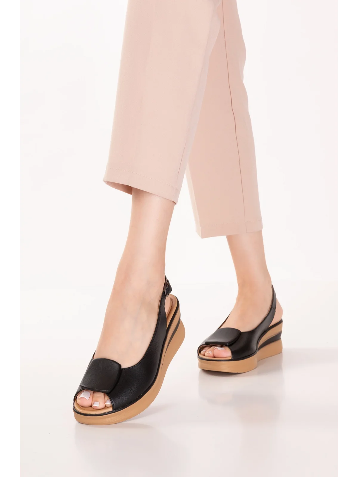 Gondol Hakiki Deri Platform Taban Sandalet pkr.1802 Siyah
