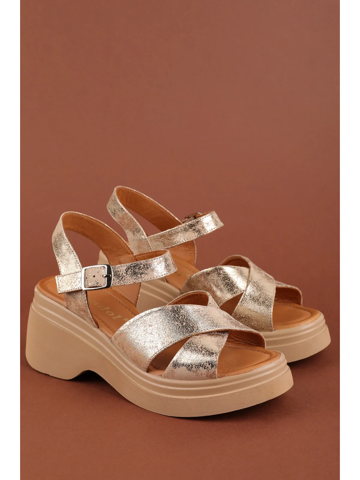 Gondol Hakiki Deri Platform Taban Topuklu Sandalet pkr.64004 Dore