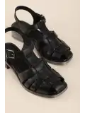 Gondol Kadın Hakiki Deri Kısa Topuklu Günlük Sandalet iz.10316 Siyah