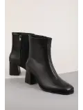 Gondol Kadın Hakiki Deri Orta Boy Topuklu Ofis Botu şhn.1240 Siyah Cilt