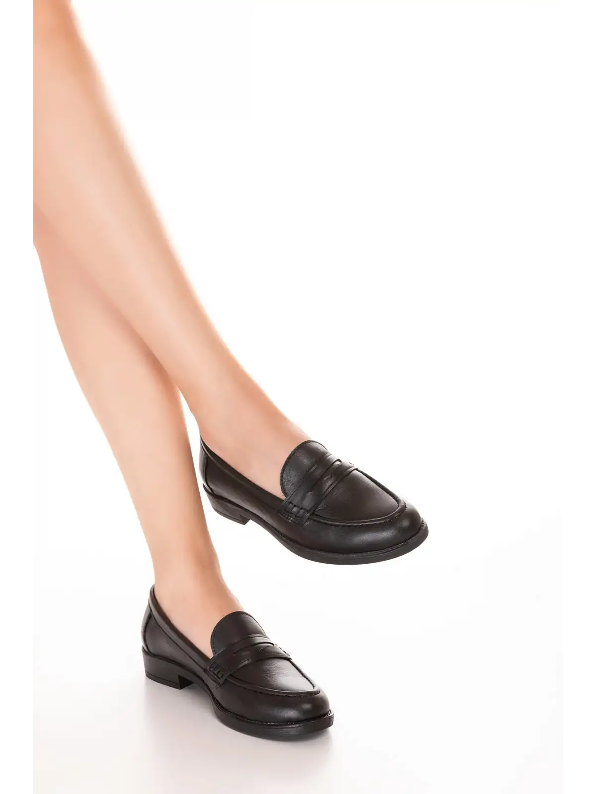 Gondol Hakiki Deri Kadın Klasik Loafer md.236 Siyah