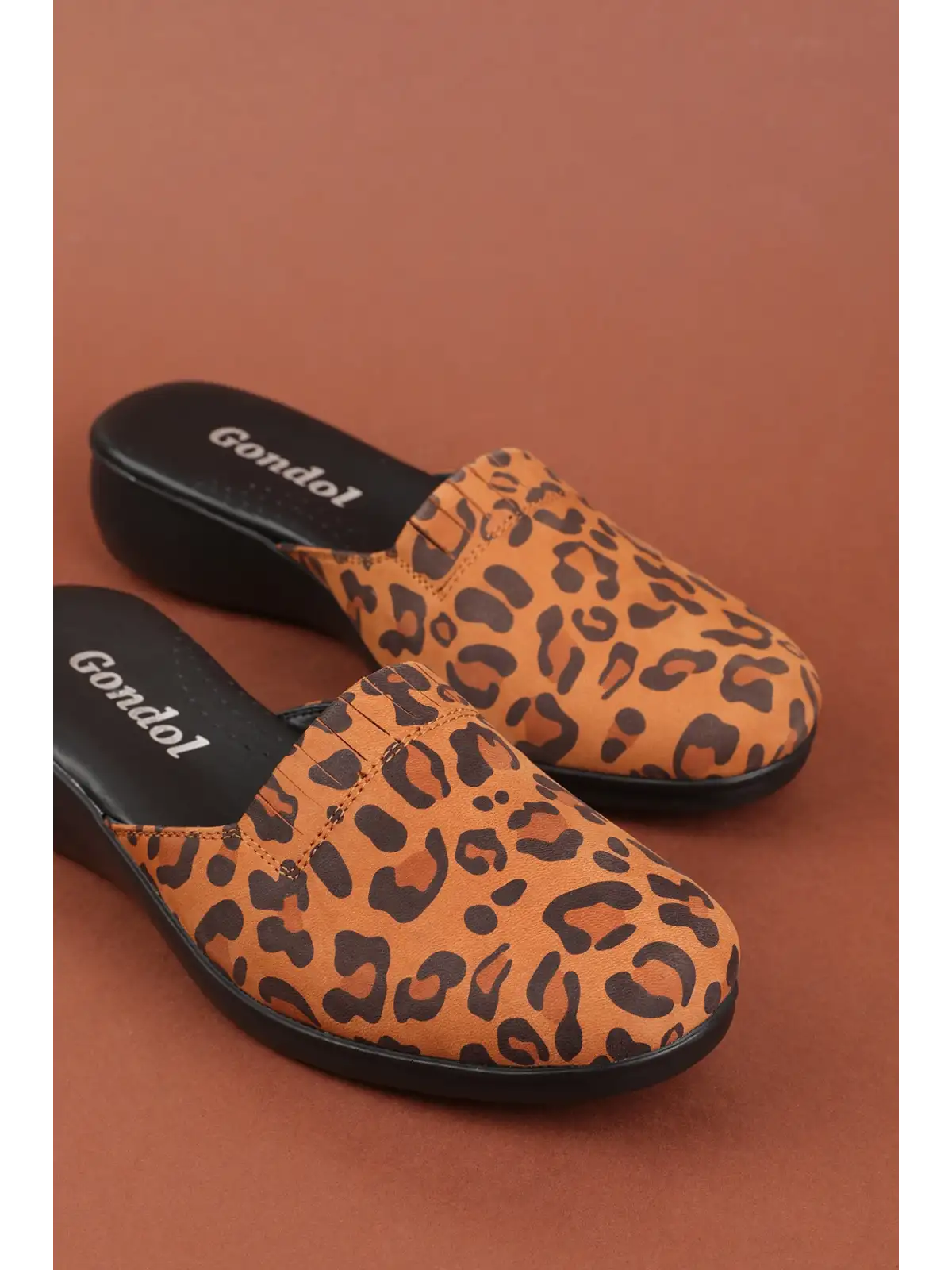 Gondol Kadın İçi Dışı Hakiki Deri Şık Ev Terliği Özl.960 Taba Leopar