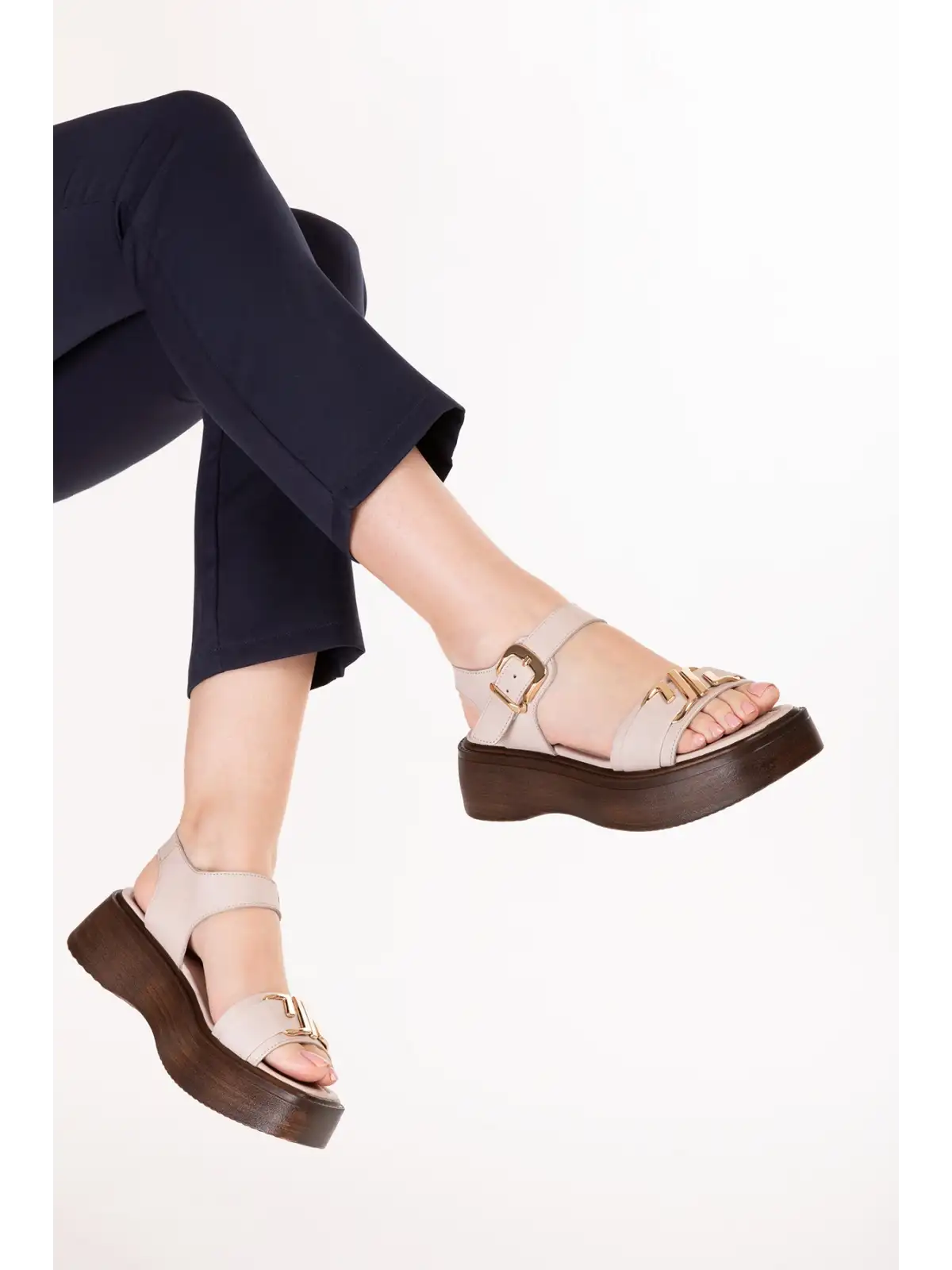 Gondol Hakiki Deri Platform Taban Sandalet pkr.2401 Buz Gri