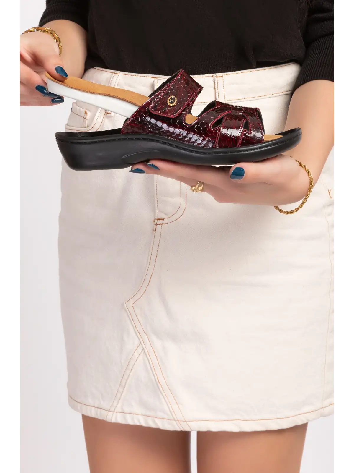 Gondol Kadın Hakiki  Özel Tabanı Çıkan Terlik Yprk.255 Bordo Petek