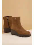 Gondol Kadın Hakiki Deri Kaymaz Taban Dolgu Topuk Bot nhr.341 Camel Süet