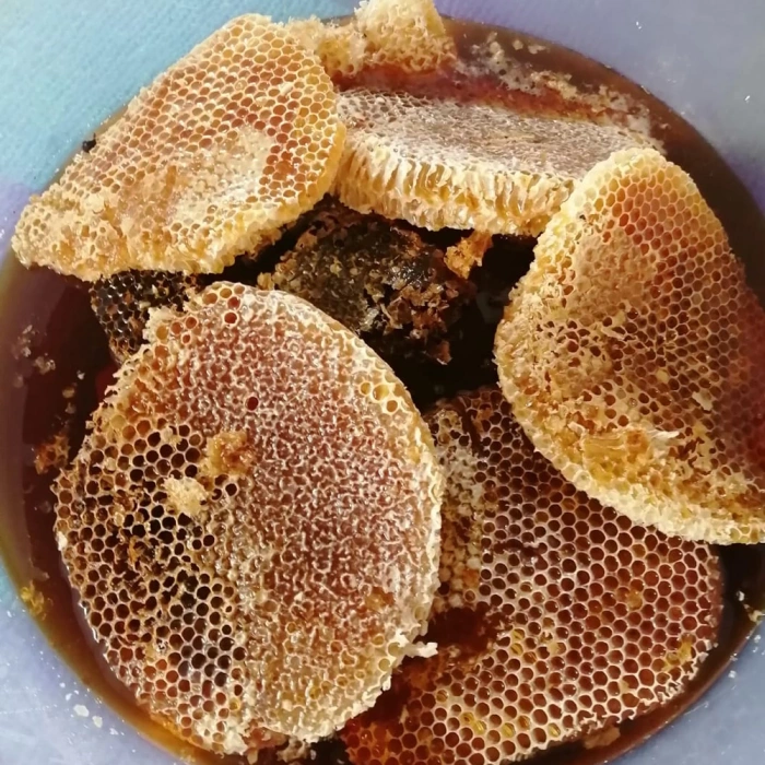 Çerçeve Karakovan Balı (1000 Gr)